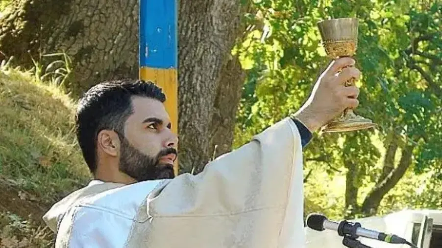 Don Luca Gigliotti è il nuovo Rettore della Chiesa di Santa Chiara a Lamezia Terme
