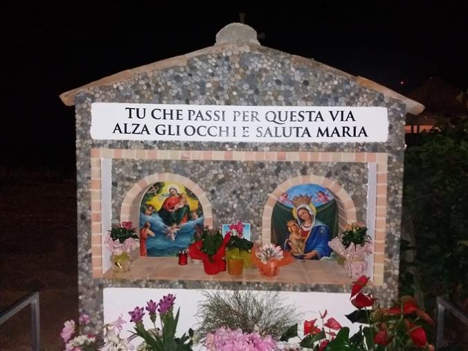 Girifalco, restaurata dai volontari l'icona alla Madonna