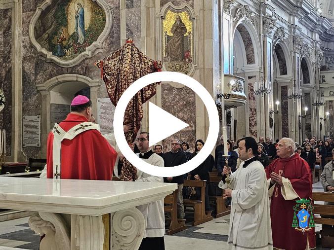 images Pasqua a Catanzaro, l'arcivescovo Maniago: "Stiamo il più possibile vicino a Gesù"