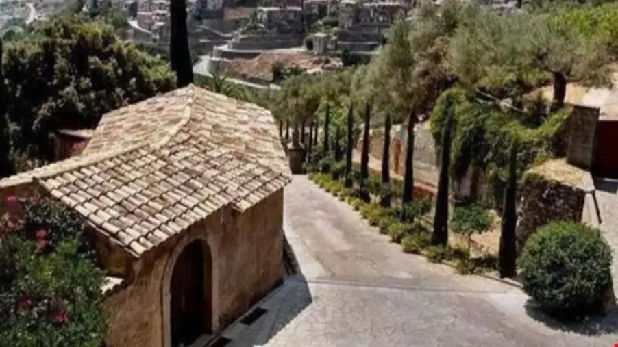 Lanciano: "Quando, nel 1986 Israele voleva comprare tutto il borgo di Badolato per il riposo dei soldati"