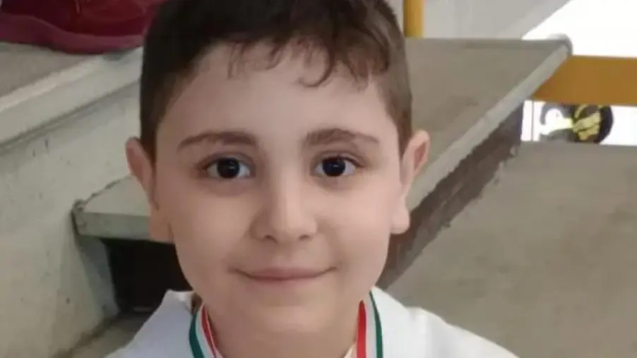 Taekwondo a Catanzaro, Stefano Parentela medaglia d'oro: "Vittoria per la scuola e la comunità"