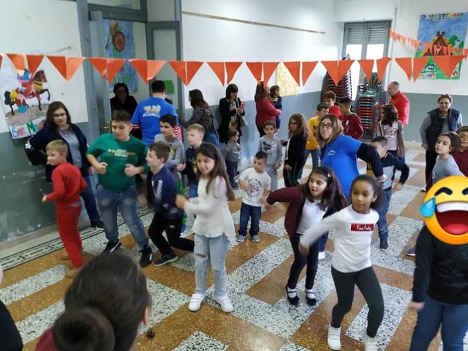 Bambini in festa per la "Castagnata 2019" organizzata dalla parrocchia di Girifalco