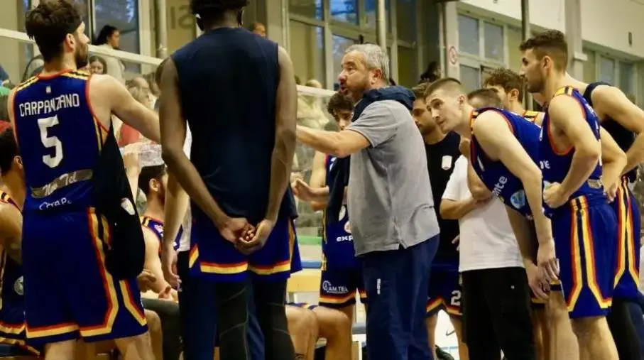Basket, l’Academy Catanzaro cade a Matera: sconfitta per 93 a 66