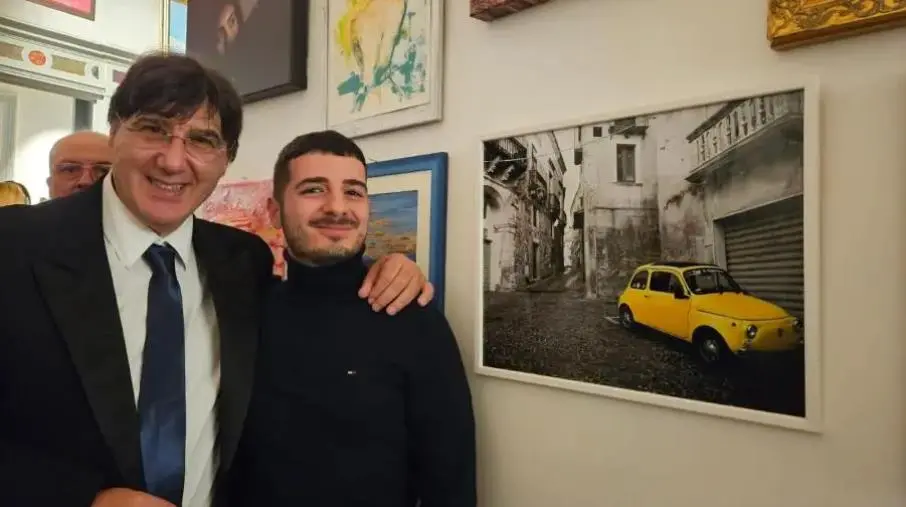 Manuel Rochira porta la Calabria alla Biennale: la sua fotografia in mostra a Venezia