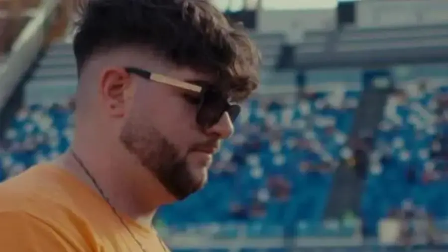 images Il pianista girifalcese Giuseppe Stranieri incanta il pubblico al tour di "Ultimo"