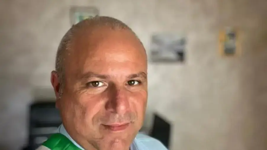 A Praia a Mare coprifuoco per gli under 14, il sindaco: "Troppo caos e atti di vandalismo"  
