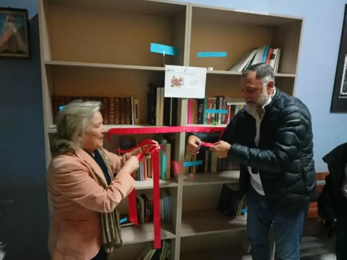 Catanzaro, inaugurata la biblioteca “Dante Alighieri” al Centro Sociale "Vinicio Calió"