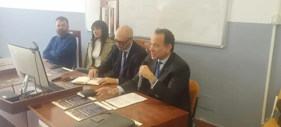 L'assessore Minenna all'evento per giovani imprenditori: “Bisogna ridare fiducia a questo territorio”