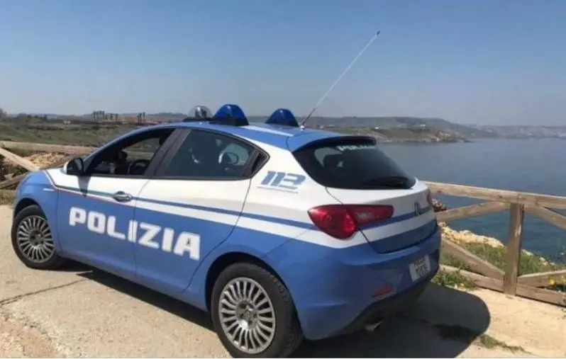 Codice Rosso a Crotone, divieto di avvicinamento per un uomo accusato di maltrattamenti contro l’ex