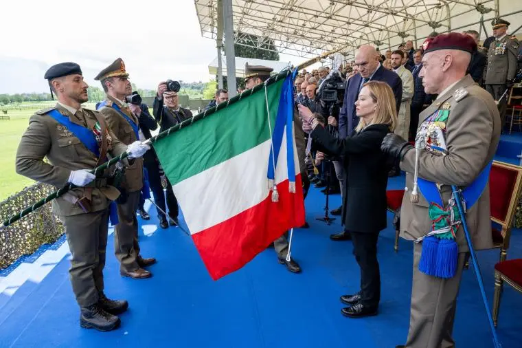 Esercito, da 163 anni al servizio degli italiani: oggi la cerimonia militare con la Meloni