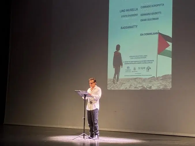 “Fino all’ultimo cielo” al Teatro Politeama: Catanzaro si stringe attorno al popolo di Gaza