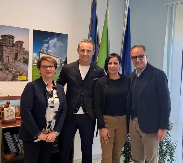 images Ferrovia Calabro-Lucana, il sindaco di Chiaravalle incontra il Commissario del Parco Naturale Regionale delle Serre