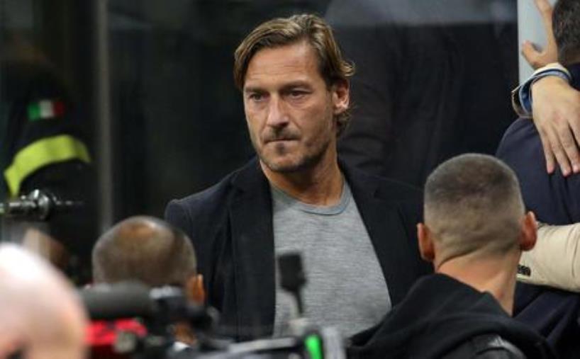 Coronavirus. Francesco Totti è positivo al Covid