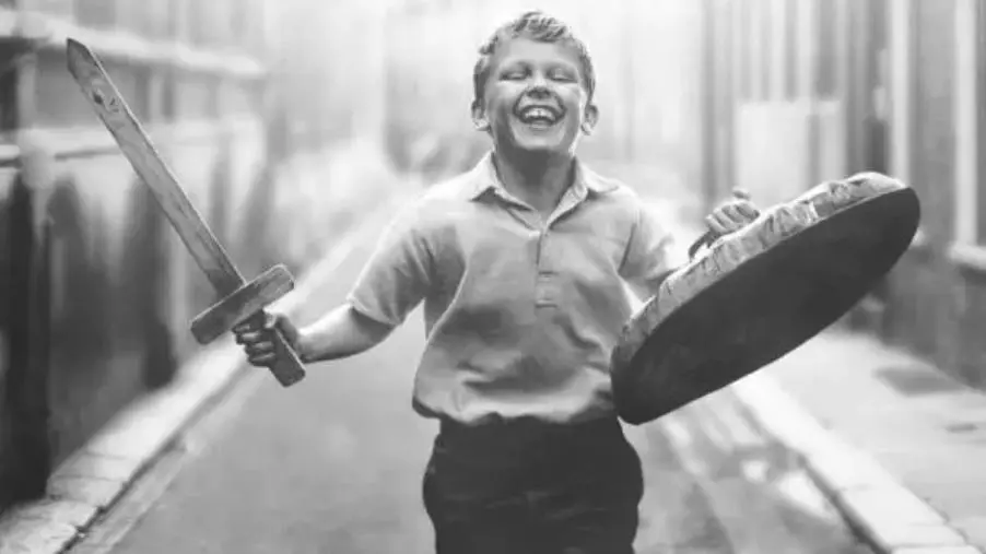 A Lamezia ancora "Cinema in biblioteca" venerdì 12 luglio con la proiezione del film “Belfast” 
