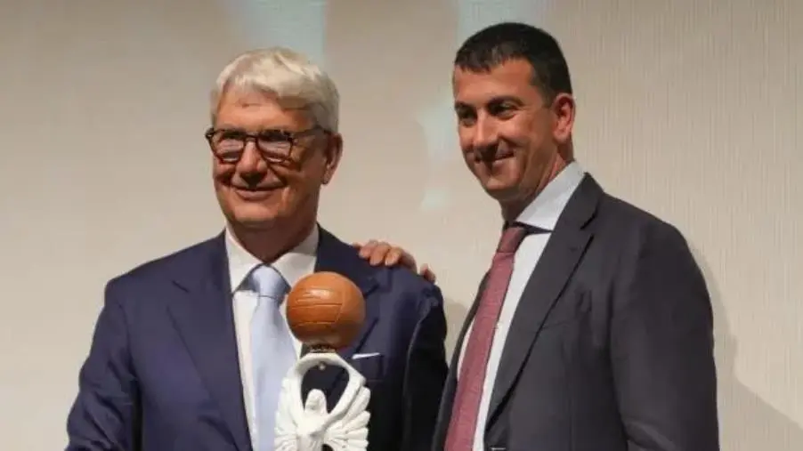 Floriano Noto riceve il  Premio Maestrelli: riconoscimento prestigioso per il presidente del Catanzaro