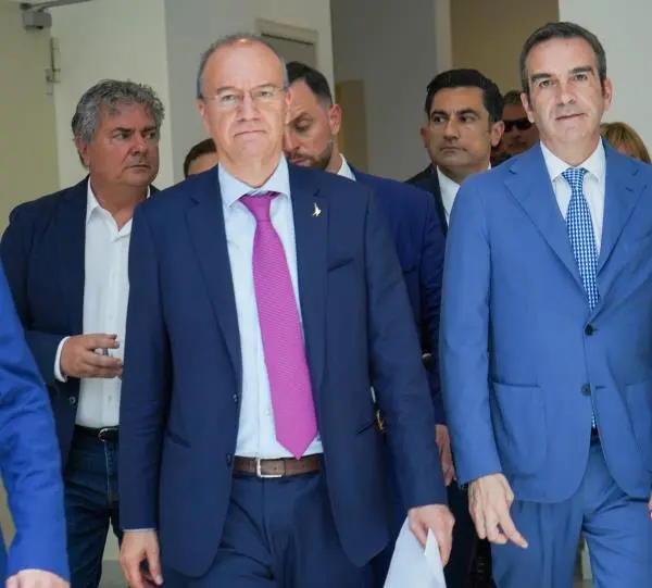 images Ministro Valditara a Catanzaro, il presidente Mancuso: “Agenda Sud offrirà nuove occasioni formative”