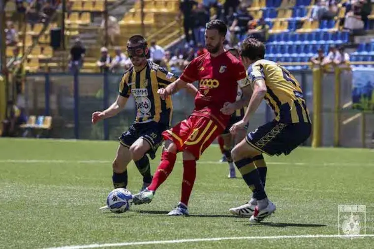 Serie BKT, Catanzaro e Sampdoria in campo alle 15: le probabili formazioni