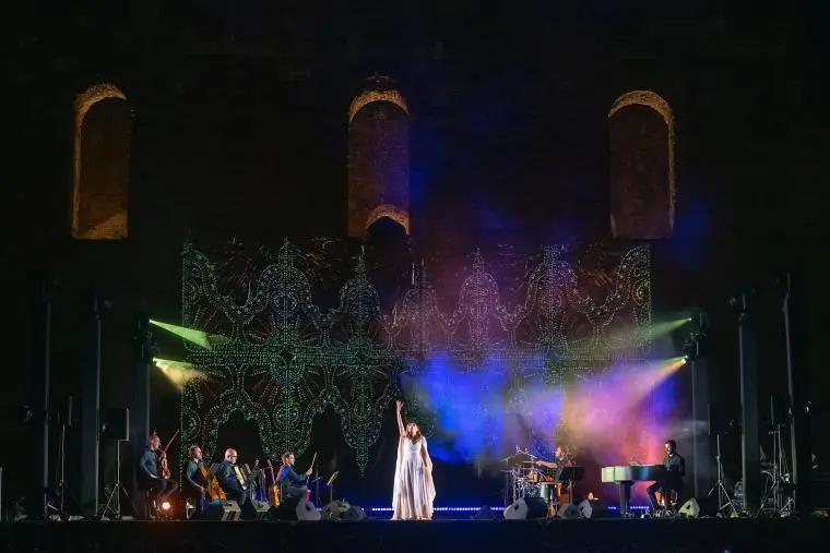 Cimino: “Napoli in scena, tra poesia e musica: l’incanto di Serena Rossi incanta Scolacium“