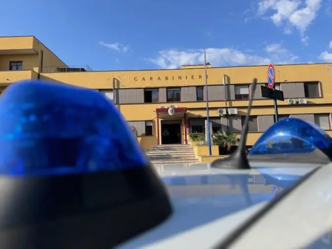 Controlli dei Carabinieri a Soverato, sanzionati 3 chioschi e sequestrati oltre 20 kg di alimenti