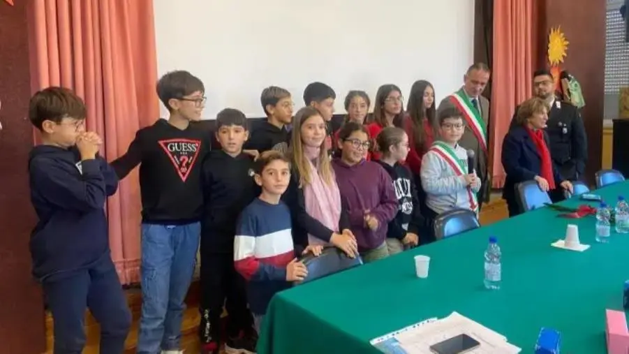 Botricello, gli studenti hanno eletto sindaco e Consiglio dei ragazzi 