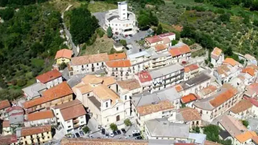 Chiaravalle, “Radici e Ali” attacca il sindaco: “Offende l’intelligenza dei cittadini con una narrazione distorta”