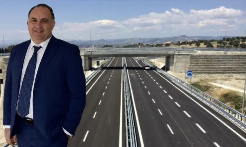 Svolta storica per la SS 106, Raso: “Aggiudicati lavori per il nuovo tracciato da Catanzaro a Crotone”
