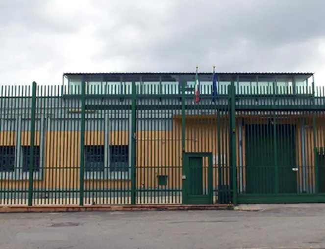 Evaso dal carcere di Palmi: detenuto rintracciato e bloccato dalla Polizia penitenziaria