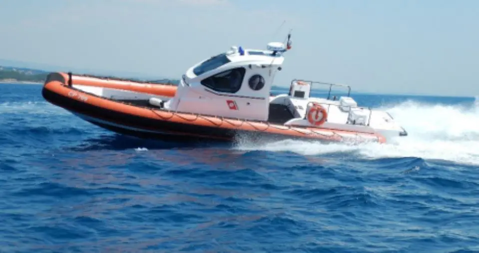 images Pesca abusiva nel Catanzarese, sequestrate reti illegali e multe ai trasgressori 
