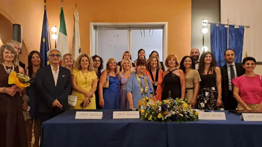 Rotary Club Montalto Uffugo Valle Crati, passaggio di consegne: neo presidente Rosanna Labonia