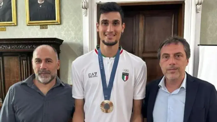 Catanzaro, Fiorita ha accolto al Comune il campione olimpico Simone Alessio 