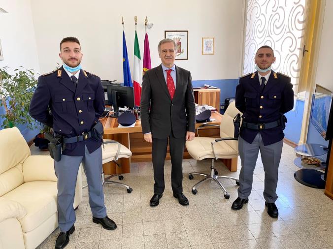 images Alla Questura di Catanzaro arrivano due nuovi agenti della Polizia di Stato 