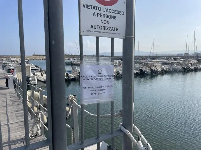 Porto di Catanzaro, convalidato il sequestro (con facoltà d'uso) dei pontili 