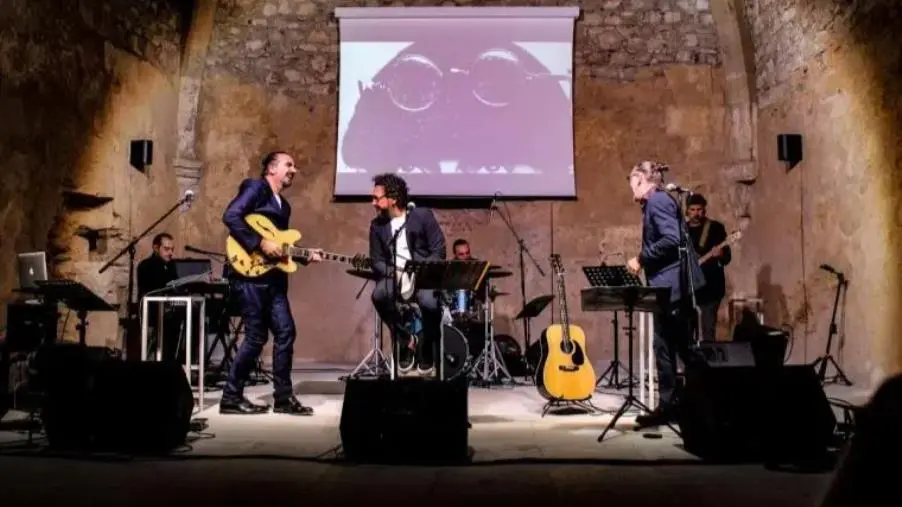 Al via i martedì di Prosa al Politeama: omaggio a Lucio Dalla