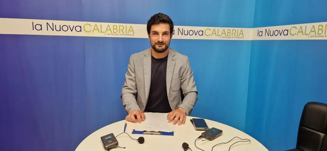 Catanzaro Capitale, la modernità di mons Maniago e la seconda parte dedicata ai giallorossi (LA DIRETTA)