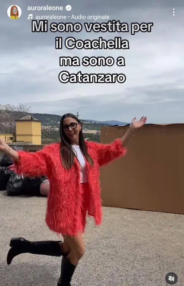 L'ironia sui social dell'attrice Aurora Leone non fa sorridere i Catanzaresi