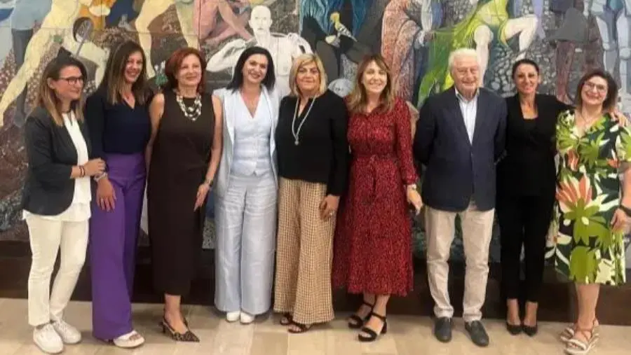 "Scuole aperte - Azioni a sostegno delle donne sottoposte a terapia oncologica", presentato il progetto a Reggio