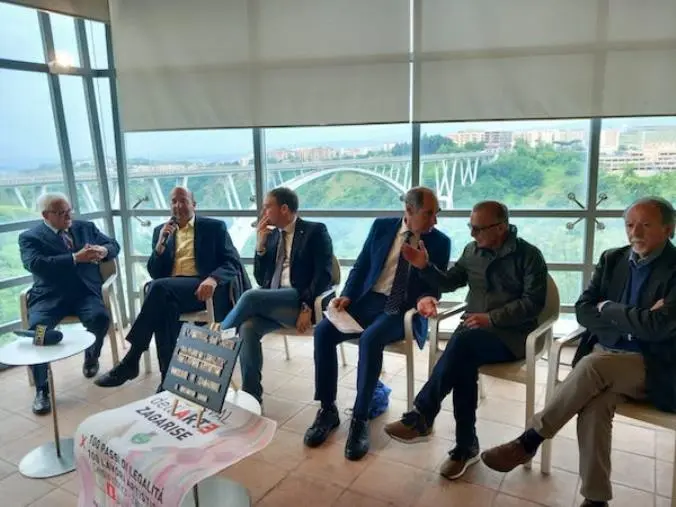 images 2° Festival dell'Arte a Zagarise, Gallelli: "Dobbiamo far conoscere le bellezze dei nostri borghi interni"