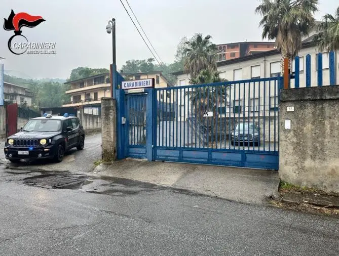 Reati ambientali, stretta dei carabinieri a Reggio Calabria: denunciato il titolare di una officina 