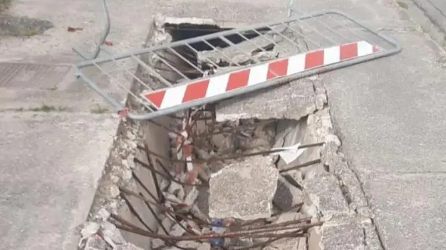 images Voragine su Viale Crotone, Alleanza per Catanzaro: "E Fiorita pensa a Sinner e a Badolato"  