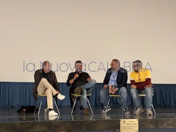 David Lloyd al Nuvola Festival: Catanzaro accoglie il maestro di V for Vendetta