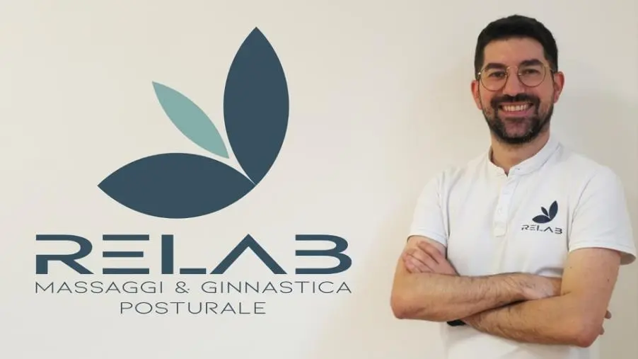 Riflessologia Plantare e Massaggio Plantare: due tecniche diverse, un unico Obiettivo di Benessere
