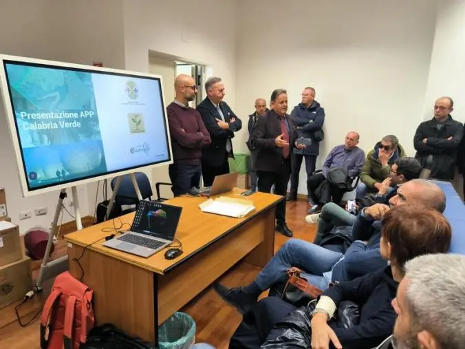 images Sorveglianza idraulica, presentata l'App di Calabria verde