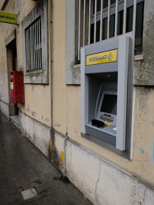 images Poste italiane. Installati altri cinque nuovi Atm postamat in provincia di Vibo Valentia