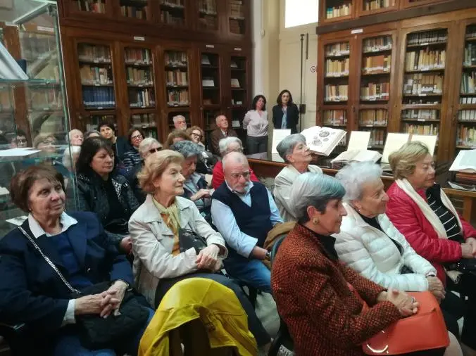 Reggio, l’Accademia del tempo libero visita il patrimonio librario del "Campanella"