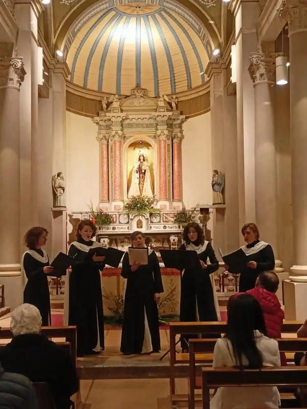 images Ama Calabria, il coro Gregoriano Ancillae Domini in concerto alla Chiesa di San Marco Evangelista di Seminara