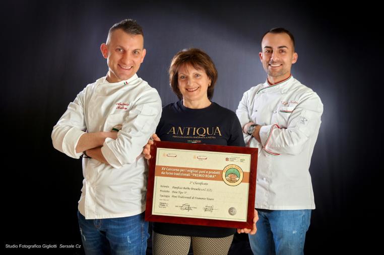 images “Premio Roma”. Il panificio Bubbo Brunella di Cerva secondo classificato per i migliori pani e prodotti da forno tradizionali 