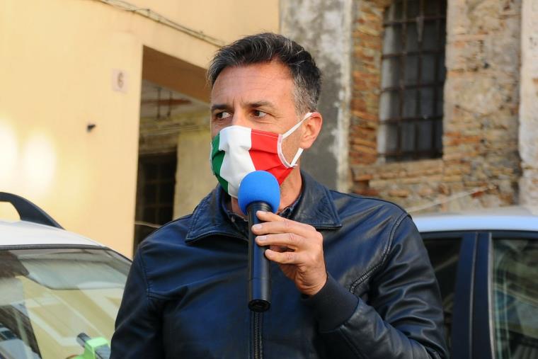 images Coronavirus. Giuseppe Brugnano (FSP): "Forze di Polizia mandate ad ammalarsi in occasione degli sbarchi in zona rossa"