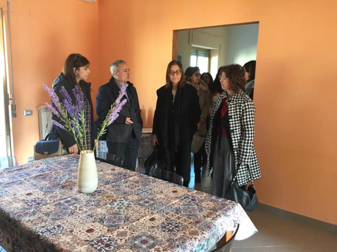 images A Corigliano Rossano inaugura una casa rifugio per donne vittime di violenza. Novellis: "L’auspicio è che nessuna debba servirsene" 