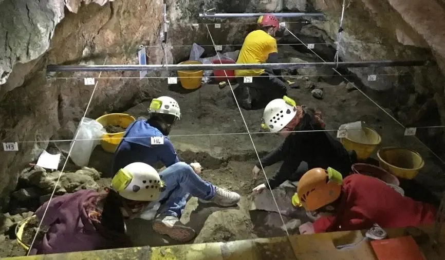 images In una grotta nel cuore del Pollino si ricostruisce la vita di 6 mila anni fa