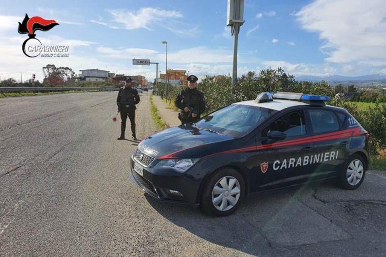 Sette persone denunciate e oltre 300 controllate: giro di vite dei carabinieri di Locri 